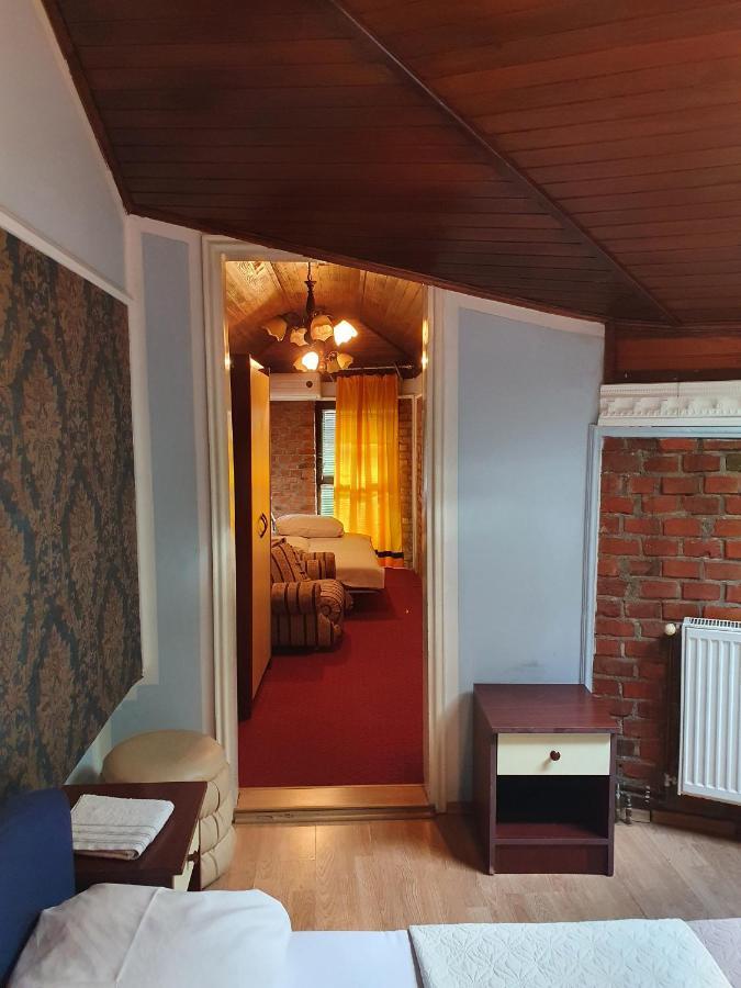 Motel Zoka Dvorovi Esterno foto